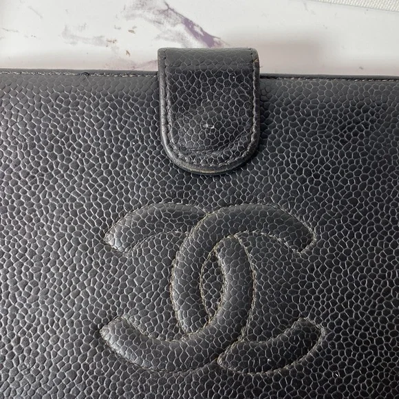 Authentic Chanel Classic n Black Caviar Leather Cc French Kisslock Wallet - Picture 17 of 17